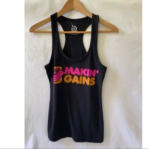 Makin Gains tank top
